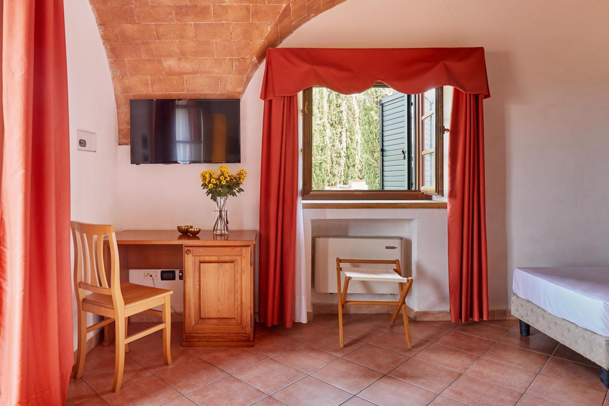 Relais Belvedere Montecatini Val di Cecina Oda fotoğraf