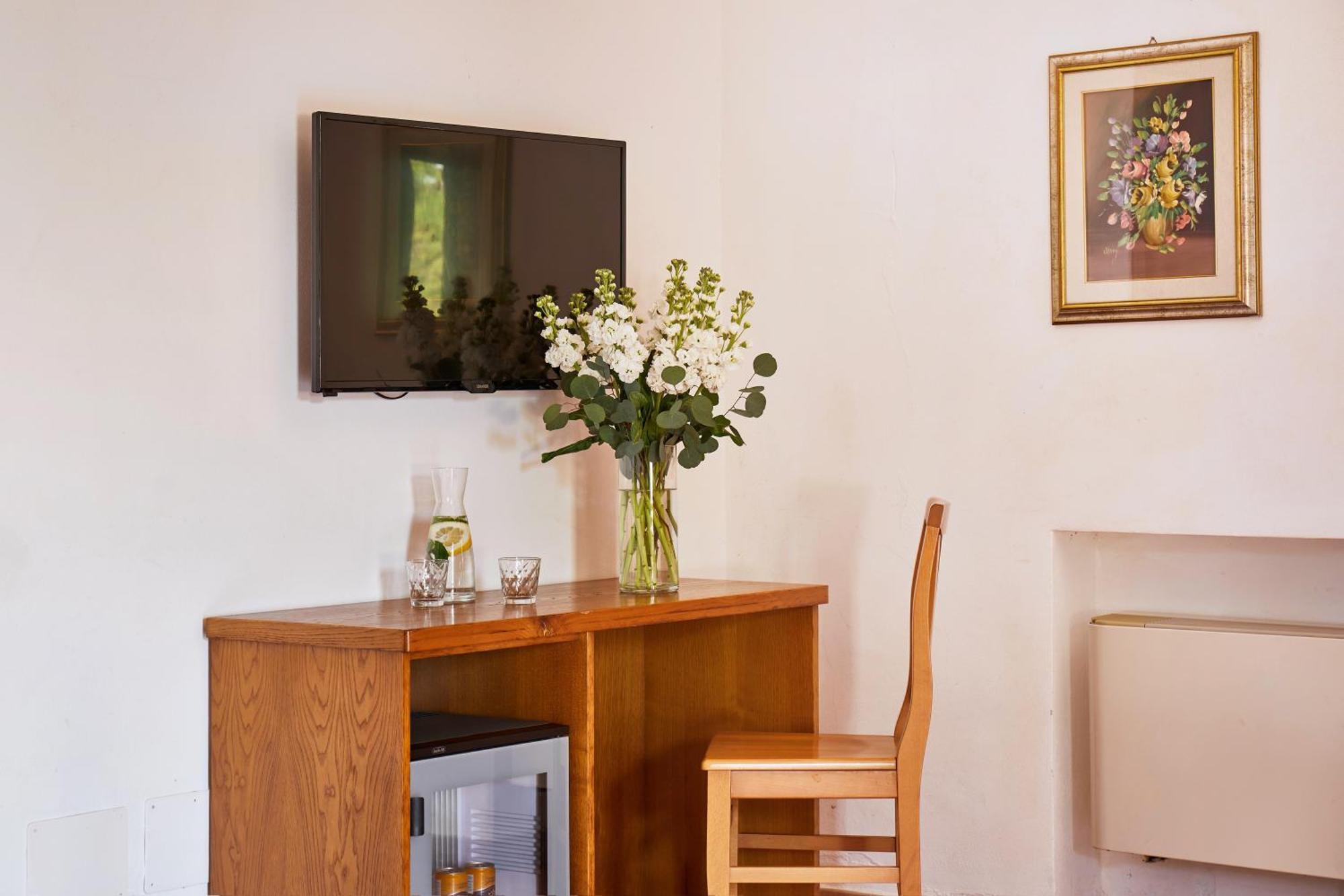Relais Belvedere Montecatini Val di Cecina Oda fotoğraf