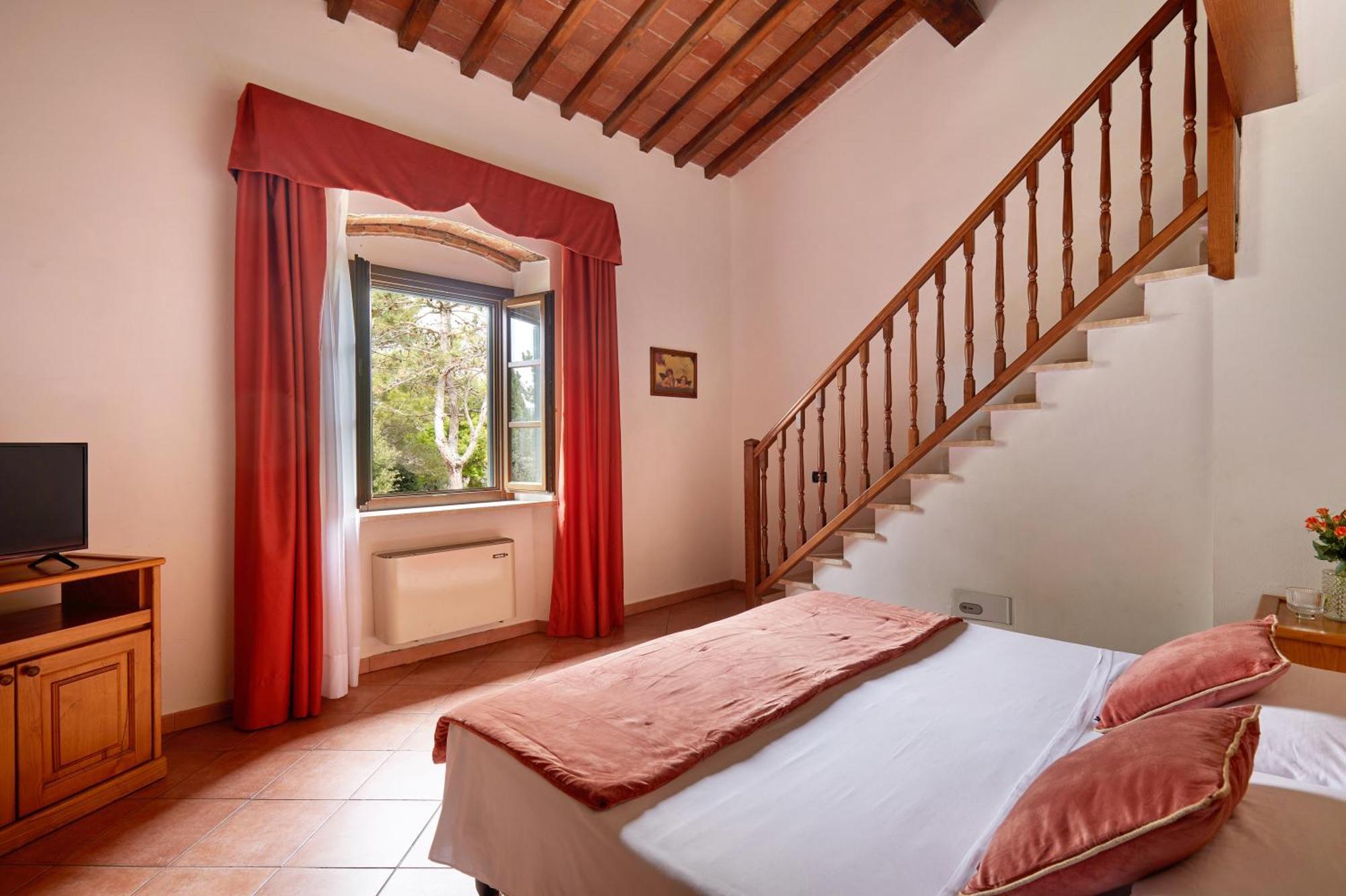 Relais Belvedere Montecatini Val di Cecina Oda fotoğraf