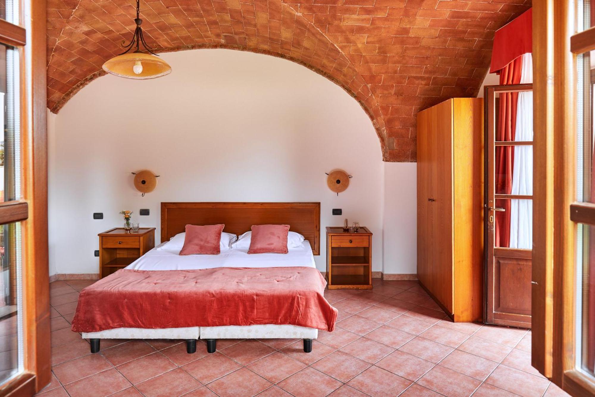 Relais Belvedere Montecatini Val di Cecina Oda fotoğraf